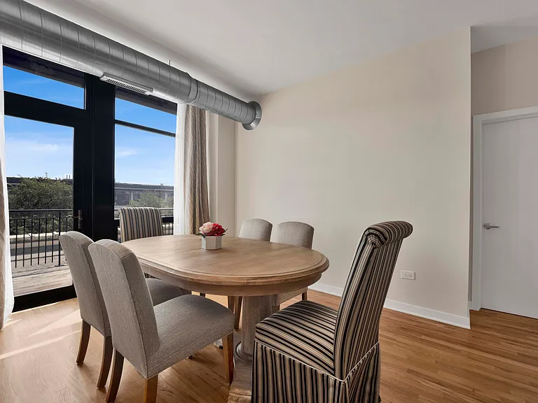 1150 W 15th St #418 — Photo 12