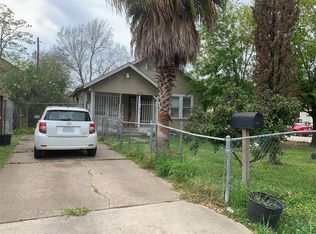 1211 Enid St, Houston, TX 77009