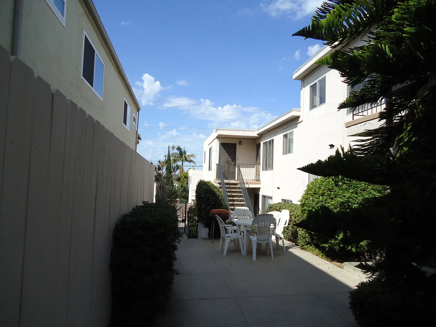 4160 Hamilton Street — Photo 3