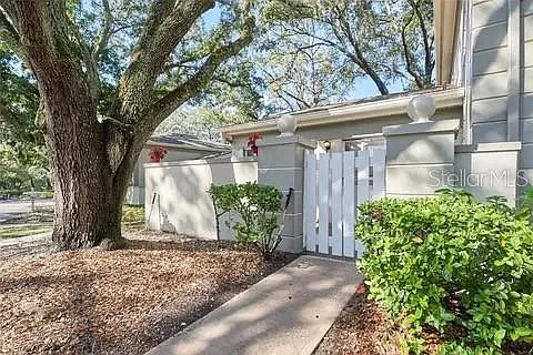 11713 Raintree Dr — Photo 2
