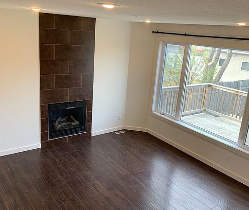5th image of 9214 154th St NW