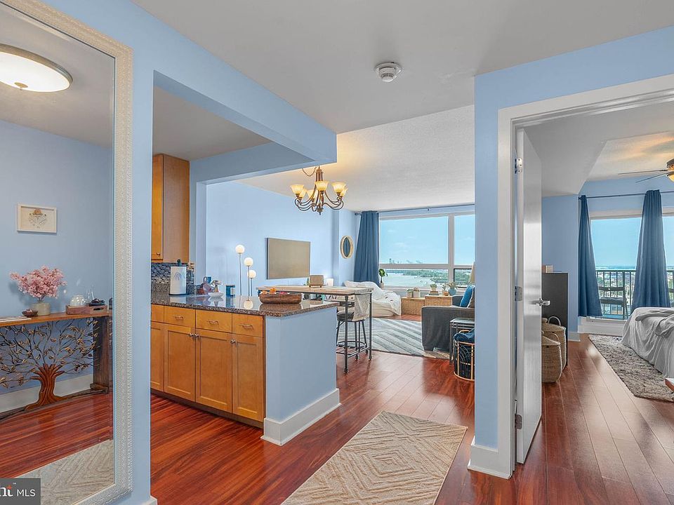 1st image of 717 S Columbus Blvd Unit 1216