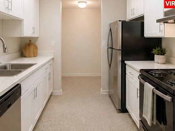 4th image of 9969 SE Talbert St