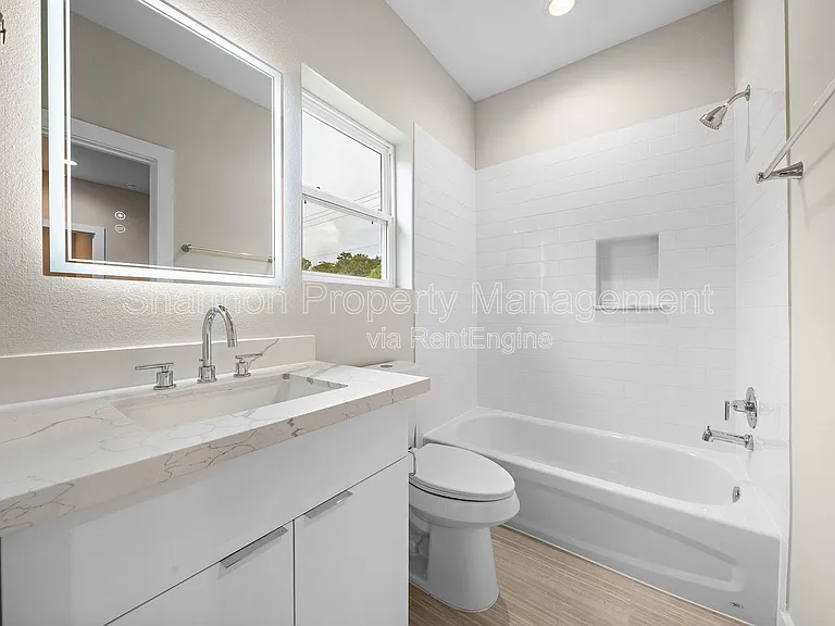 24 Bucan St #B — Photo 27
