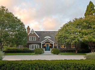 359 Wickapogue Rd, Southampton, NY 11968