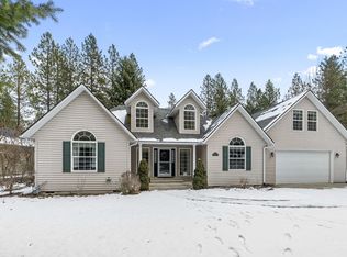 375 Hogans Way, Chewelah, WA 99109