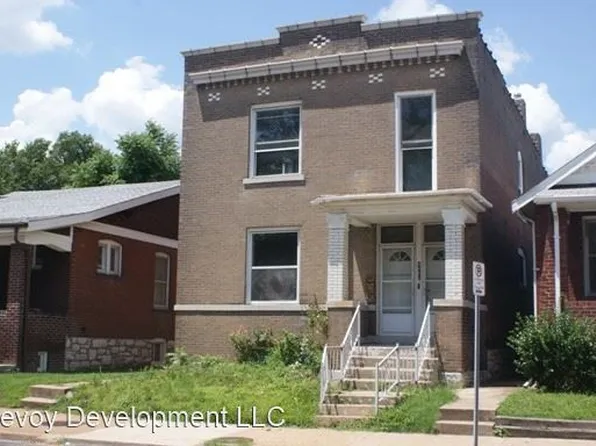 4463 Morgan Ford Rd, Saint Louis, MO 63116