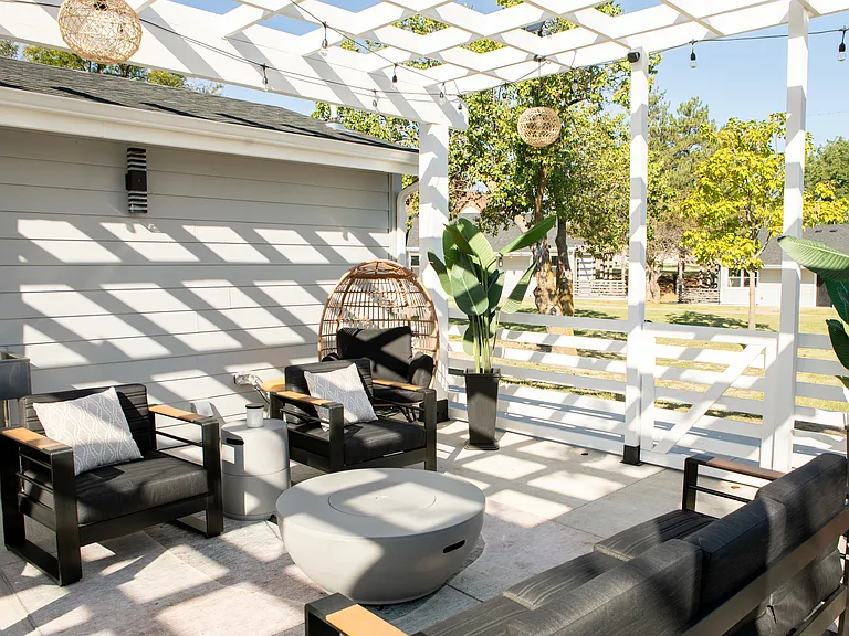 The Retreat at Paradise Valley Apartments — Photo 10