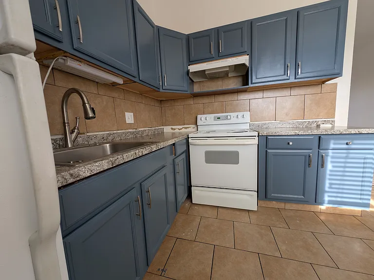2956 Eliot Cir #2 — Photo 5