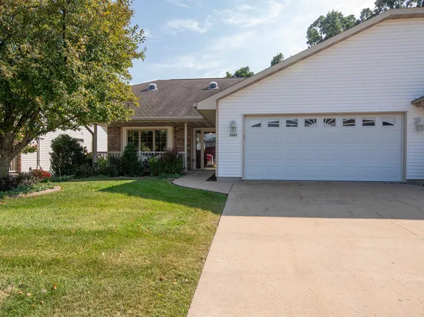 2441 Patriot Ln, Oshkosh, WI 54904