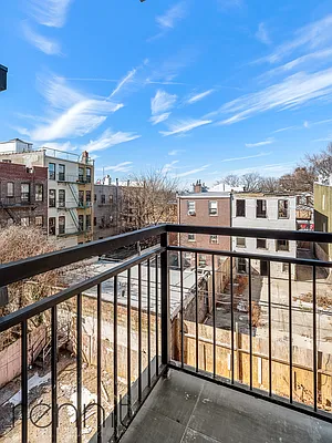 Rented by Rennit Inc. | media 11