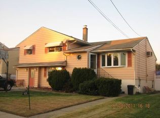 108 Markowitz St, Carteret, NJ 07008