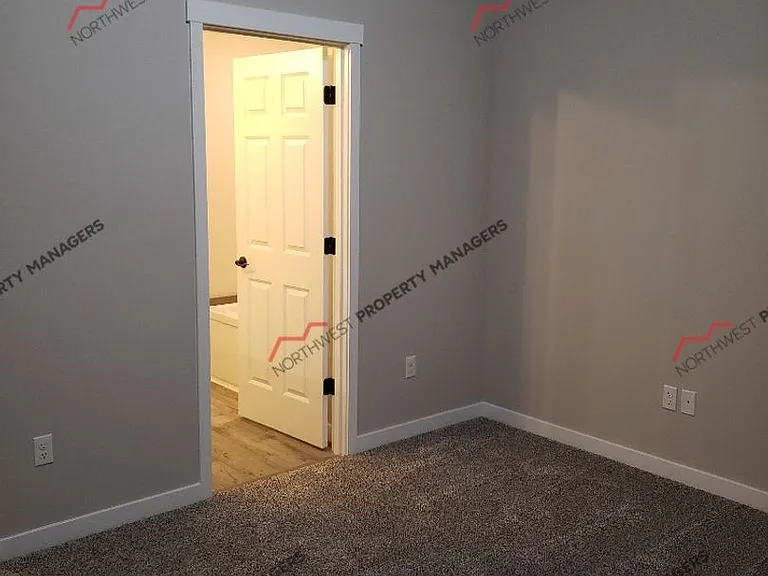 55 Tyce Ln — Photo 15