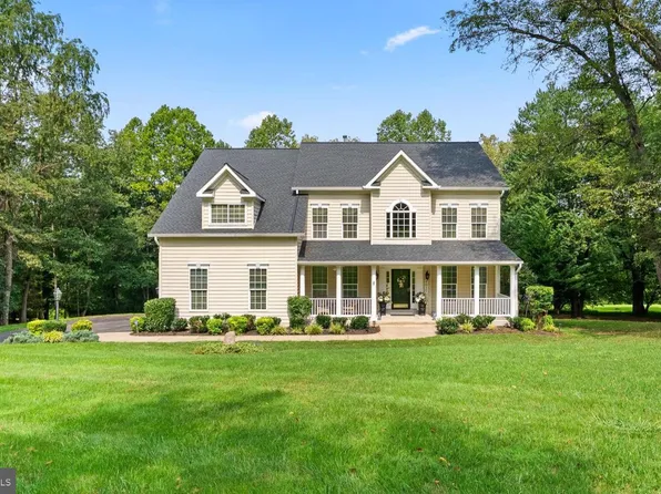 8017 Exodus Dr, Gaithersburg, MD 20882