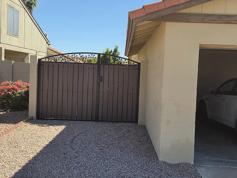 9629 S 44th St — Photo 26
