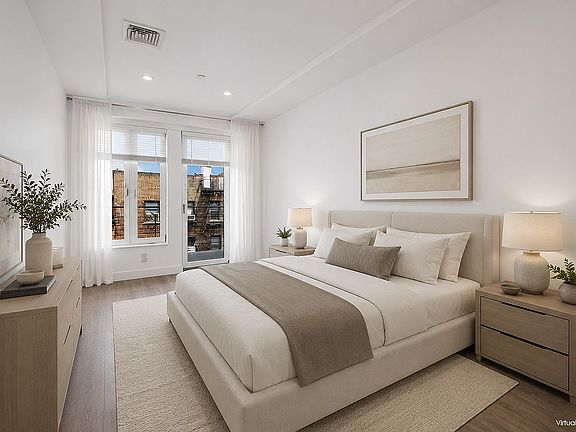 3rd image of 2025 Ocean Ave