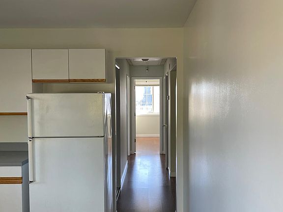 4th image of 4 Eagle Ridge Way #3