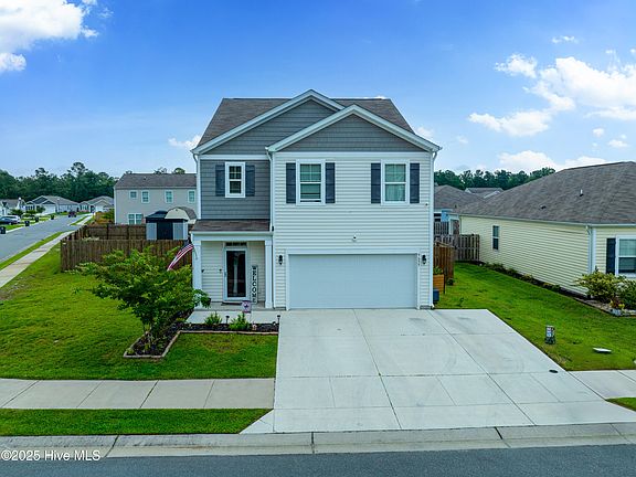 4th image of 9655 Woodriff Circle NE