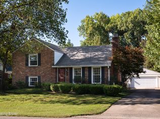 120 Fairmeade Rd, Saint Matthews, KY 40207