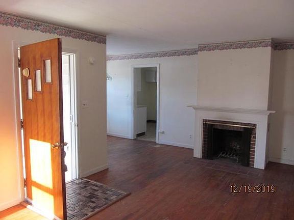 3rd image of 1440 Biscayne Dr