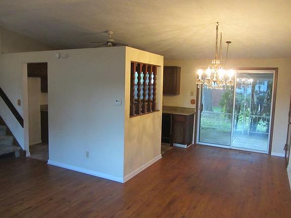 4th image of 2100 W 40th St