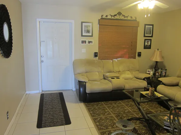 300 NW 16th Ave, Pompano Beach, FL 33069