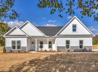 1228 Switzer Greenpond Rd, Woodruff, SC 29388