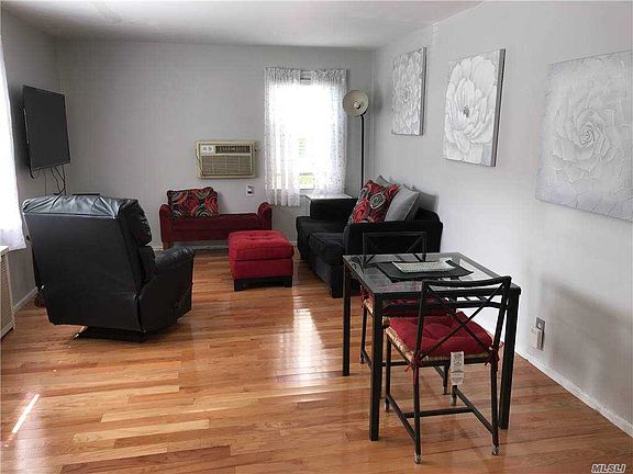 2nd image of 252-01 72nd Ave #172A