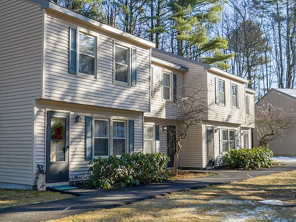 2nd image of 6 Oak Dale Drive #6