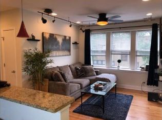 3350 W Grace St #3, Chicago, IL 60618