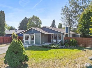 10208 D St E, Tacoma, WA