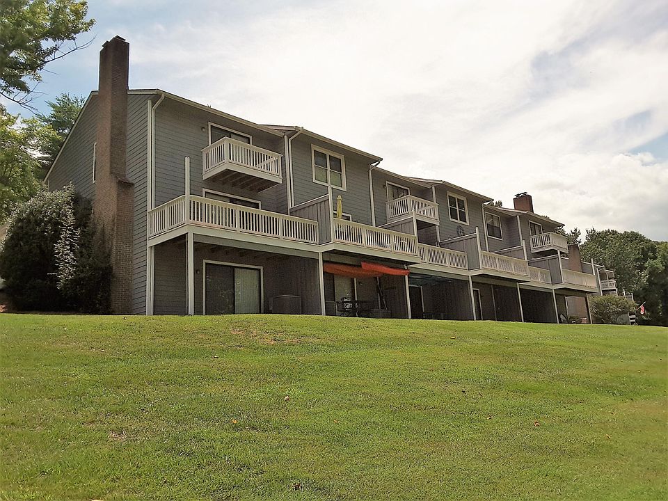 1st image of 195 Shore Dr