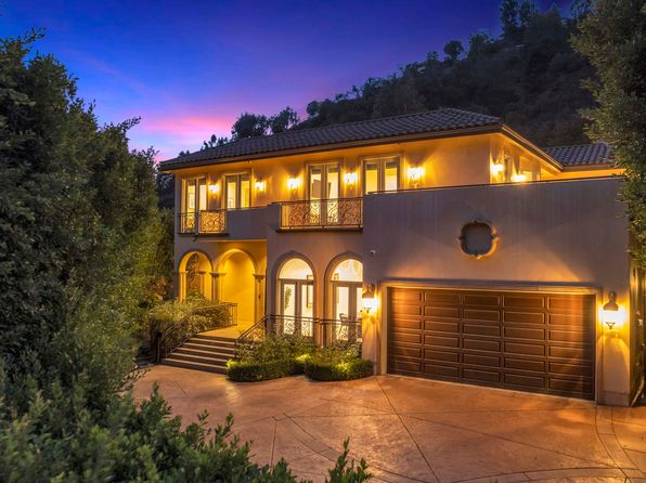 1447 San Ysidro Dr