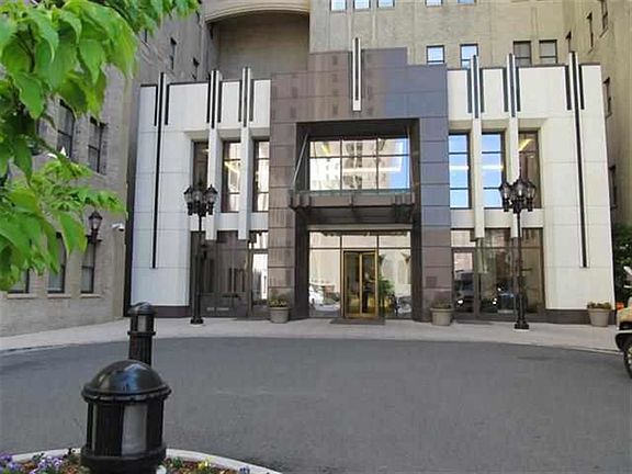 2nd image of 4 Beacon Way APT 522