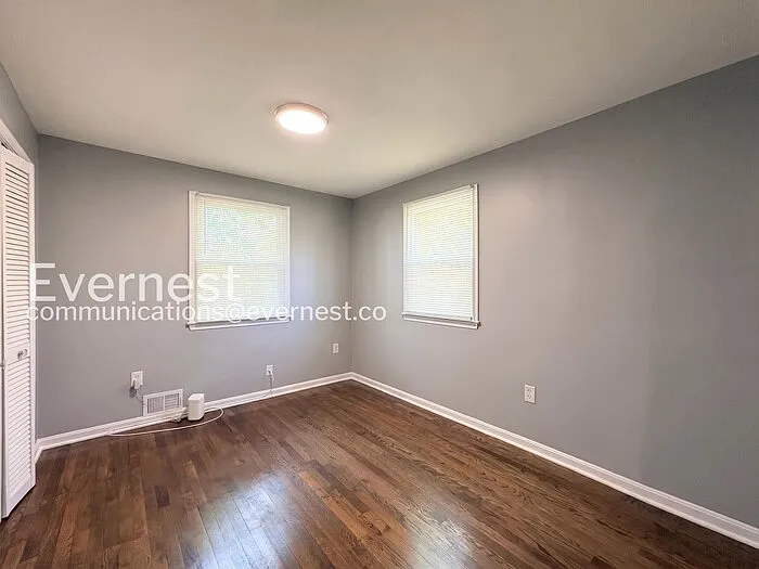 8713 Rhode Island Ave — Photo 10