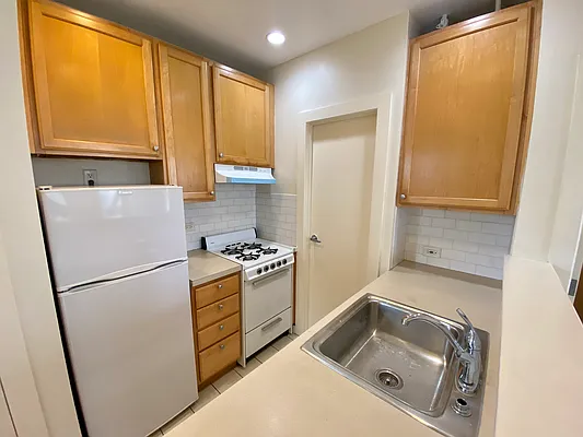 Rented by Heller Organization | media 23