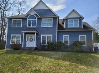 (Undisclosed Address), Port Jefferson Station, NY 11776