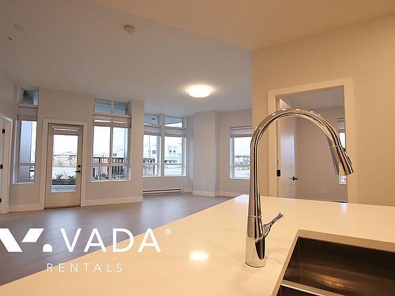 4th image of 20360 Logan Ave #104