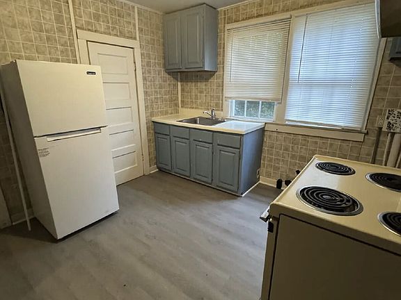 2nd image of 2008 Harrison Ave
