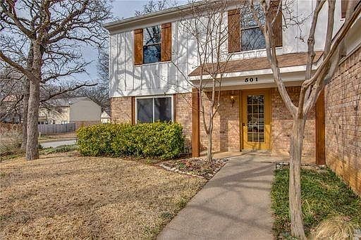 1st image of 501 Wild Oak Ln