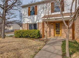 501 Wild Oak Ln, Euless, TX 76039