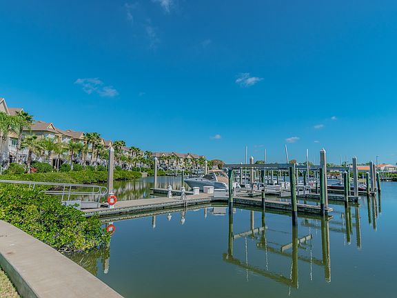 3rd image of 4305 Spinnaker Cove Ln