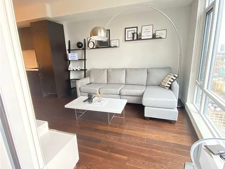 21 Widmer St #3607 — Photo 8