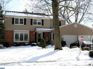 112 Oxford Pl, Mount Laurel, NJ 08054