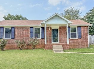 1488 Nichols Dr, Clarksville, TN 37042