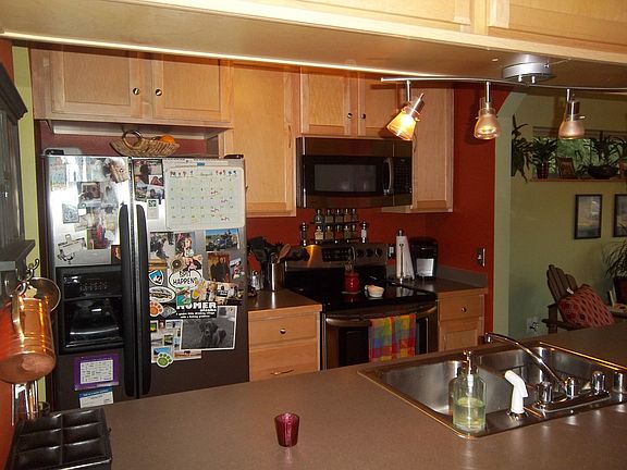 5th image of 533 Judi Dr