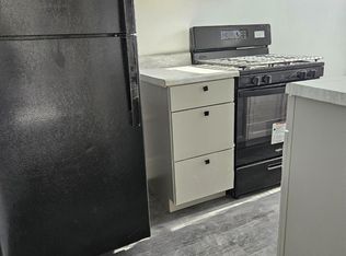 110 Market St APT 3E, Perth Amboy, NJ 08861