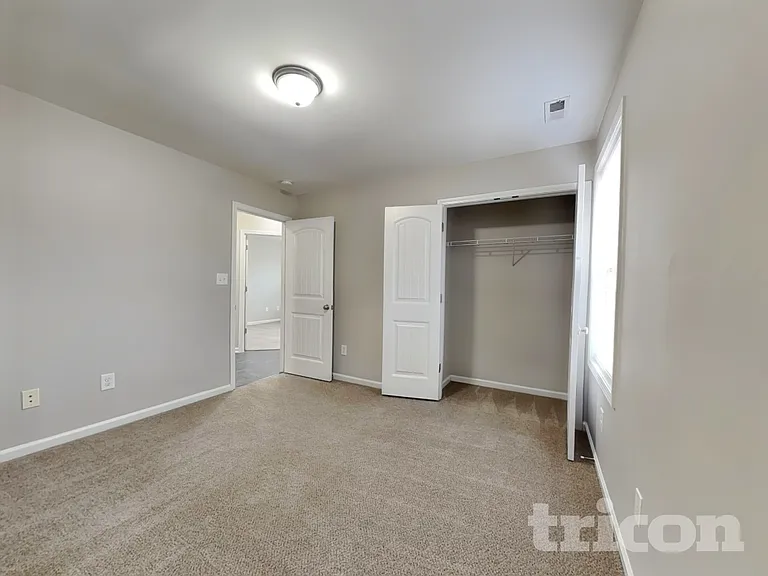 295 New Castle Ln — Photo 15