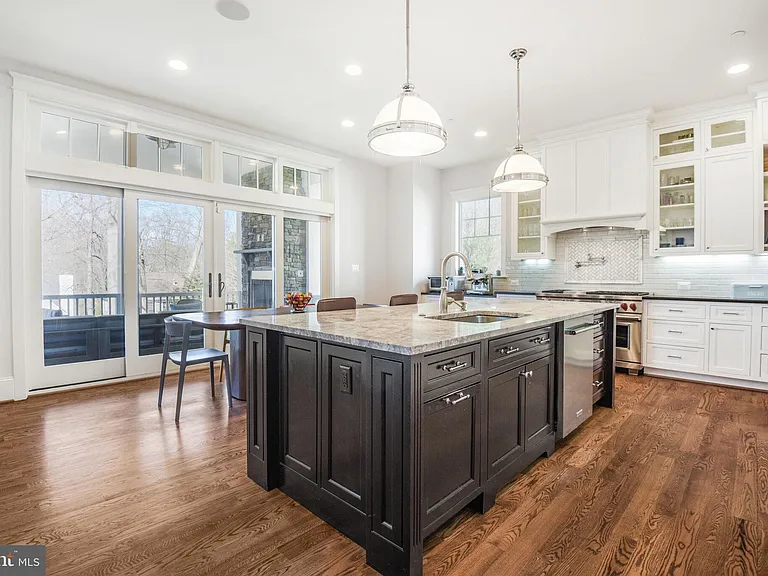 6225 Madawaska Rd — Photo 17