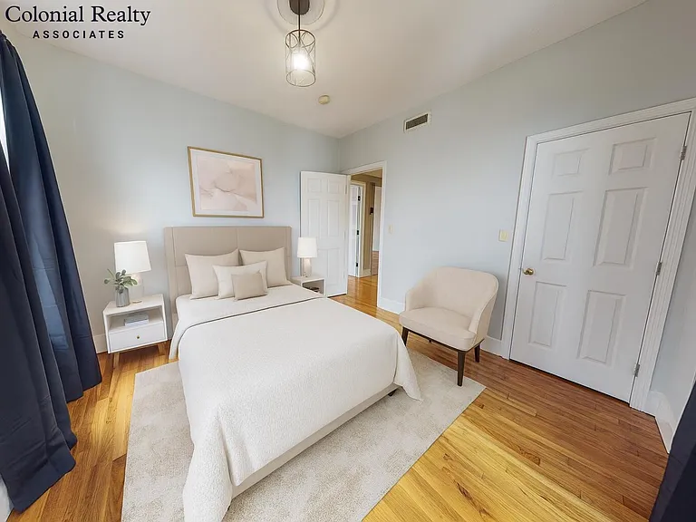 17 Highgate St #11 — Photo 16